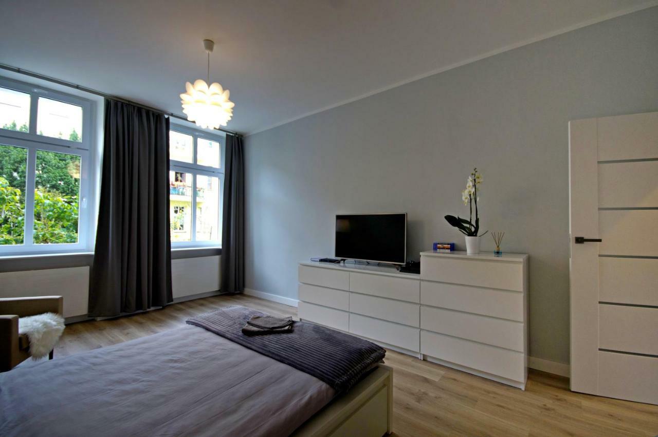 Apartament Paderewskiego 12M2 斯维诺乌伊希切 外观 照片